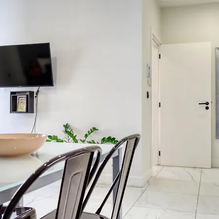 Apartamento Beco Santa Emilia 3m, A In Madeira *